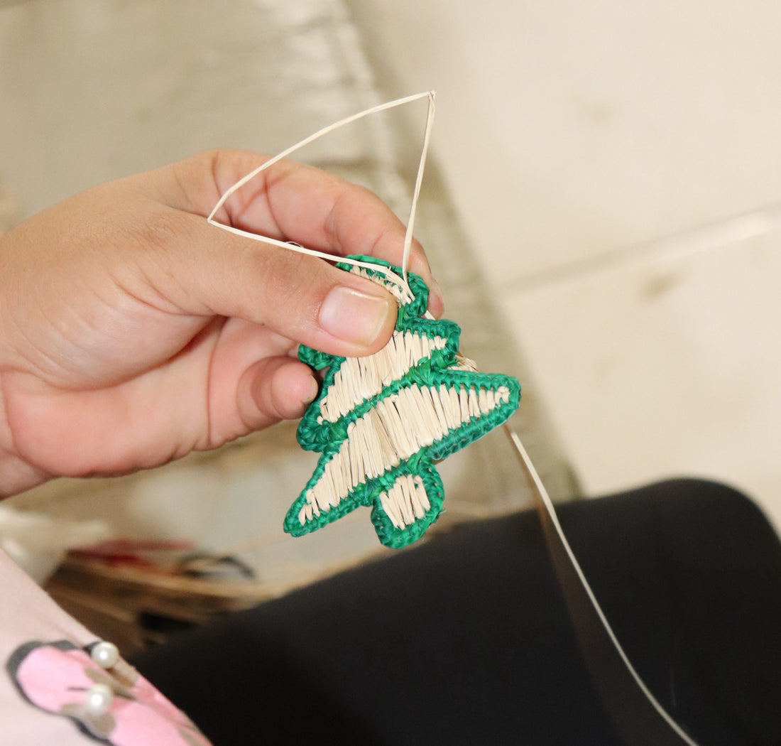 Christmas Tree Napkin Ring image 0