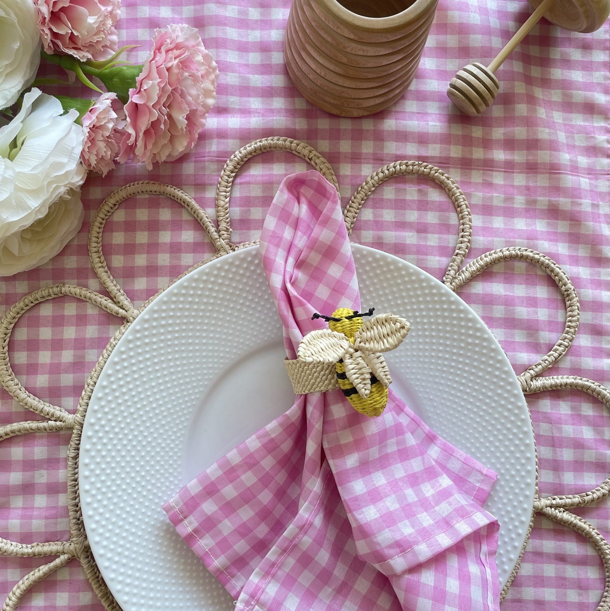 Bee Napkin Ring image 2